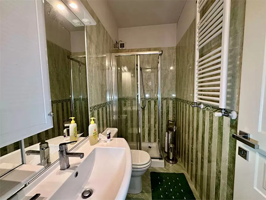 Immagine 23 di Villa in vendita  in Via delle ville a Capannori