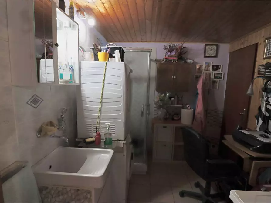 Immagine 36 di Villetta a schiera in vendita  in Marlia a Capannori