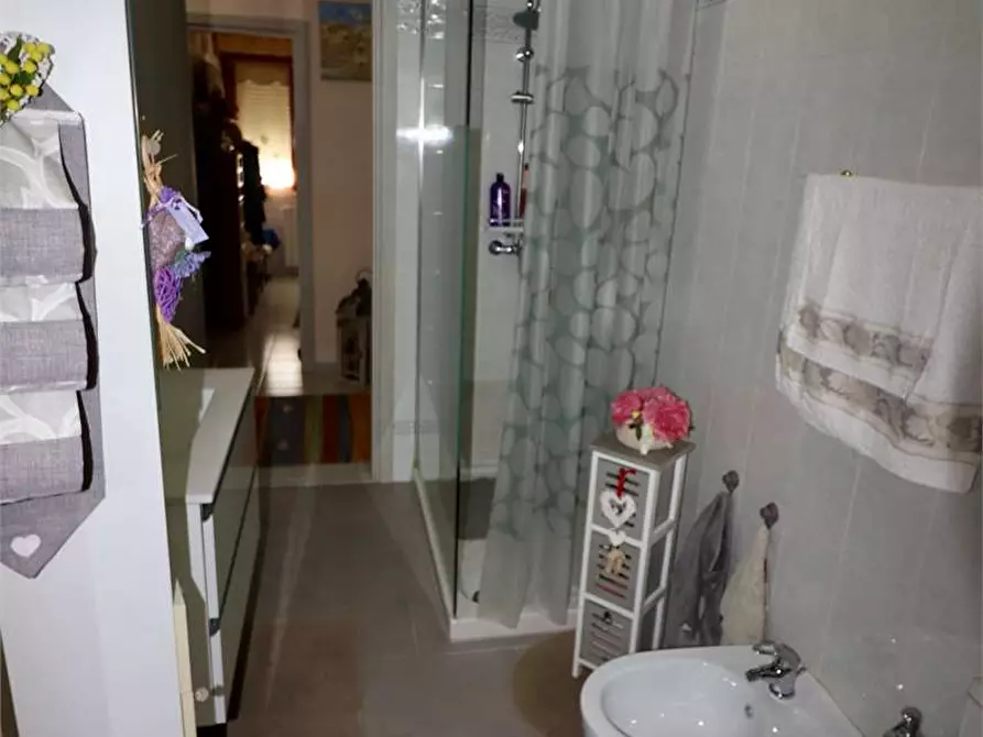 Immagine 24 di Villetta a schiera in vendita  in Marlia a Capannori