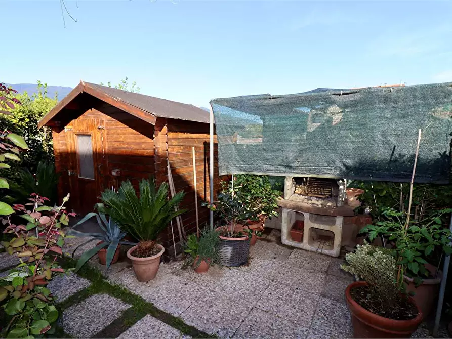 Immagine 5 di Villetta a schiera in vendita  in Marlia a Capannori