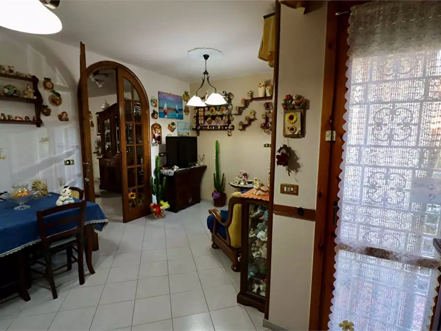 Immagine 14 di Villetta a schiera in vendita  in Marlia a Capannori