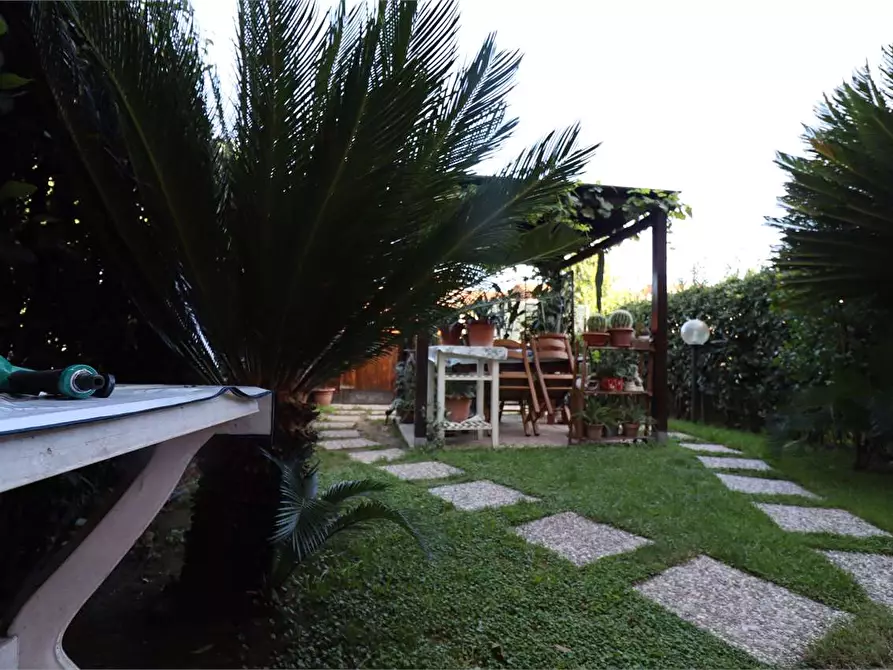 Immagine 6 di Villetta a schiera in vendita  in Marlia a Capannori