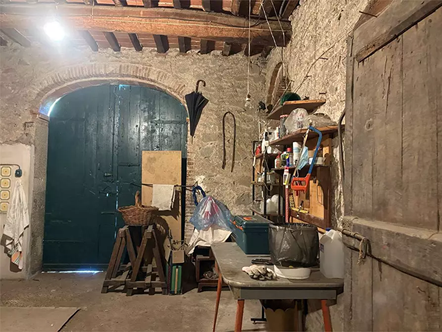 Immagine 15 di Casa indipendente in vendita  in via delle cartiere a Pescia