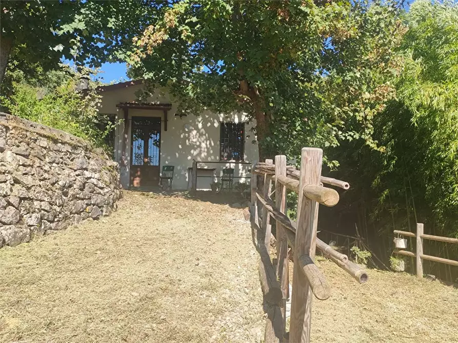 Immagine 18 di Casa indipendente in vendita  in Barga a Barga