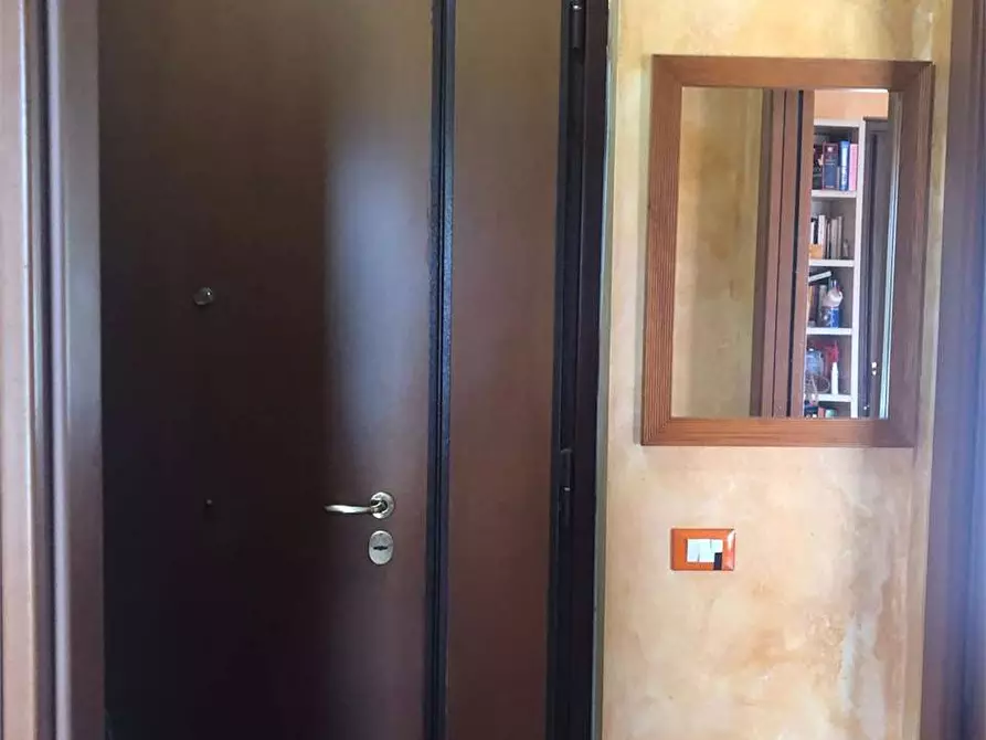 Immagine 7 di Villa in vendita  in via romana 33 a Capannori