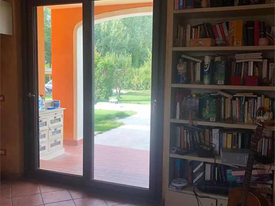 Immagine 8 di Villa in vendita  in via romana 33 a Capannori