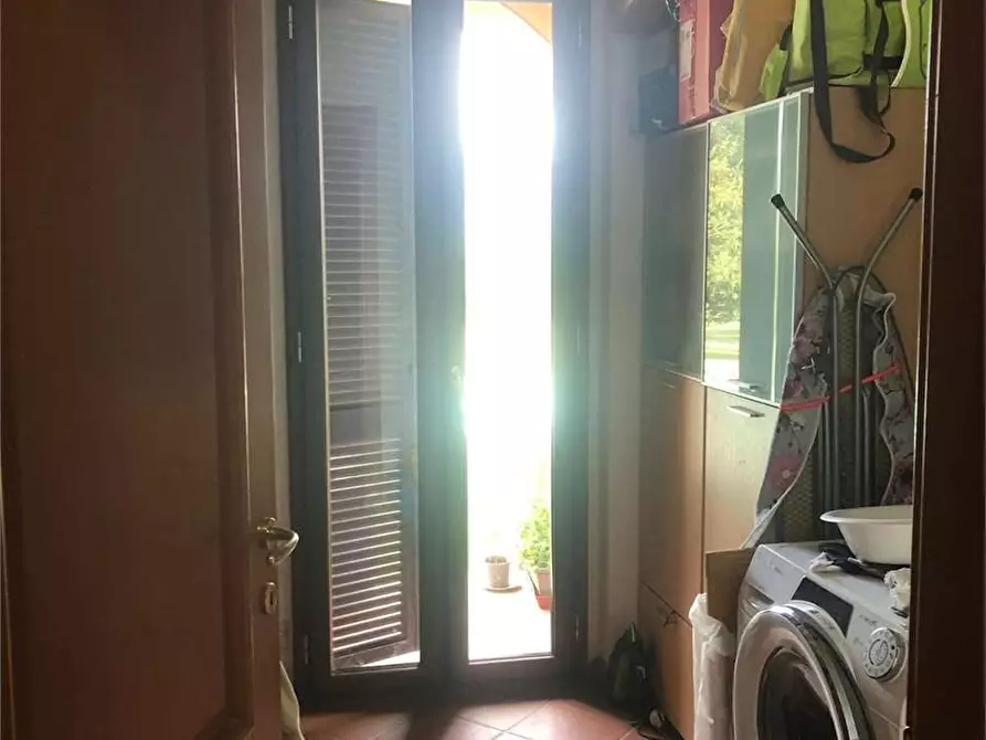 Immagine 12 di Villa in vendita  in via romana 33 a Capannori