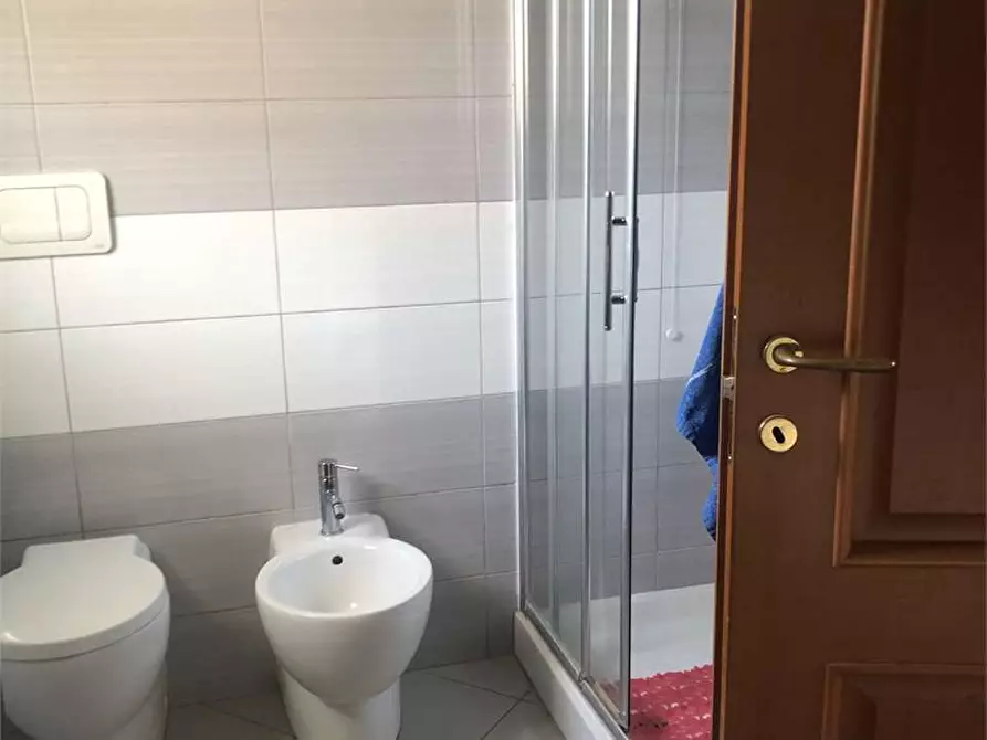 Immagine 13 di Villa in vendita  in via romana 33 a Capannori