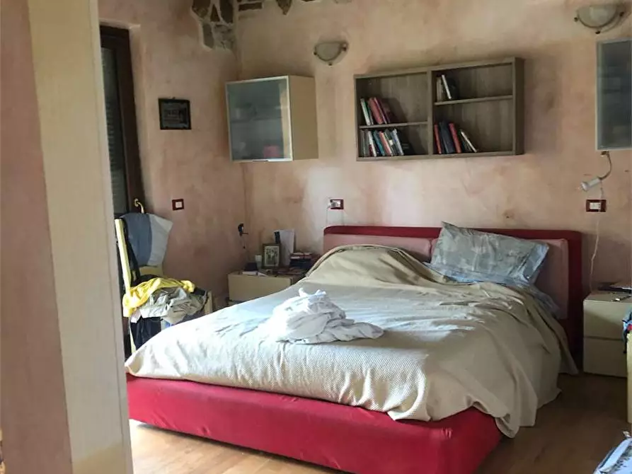 Immagine 15 di Villa in vendita  in via romana 33 a Capannori