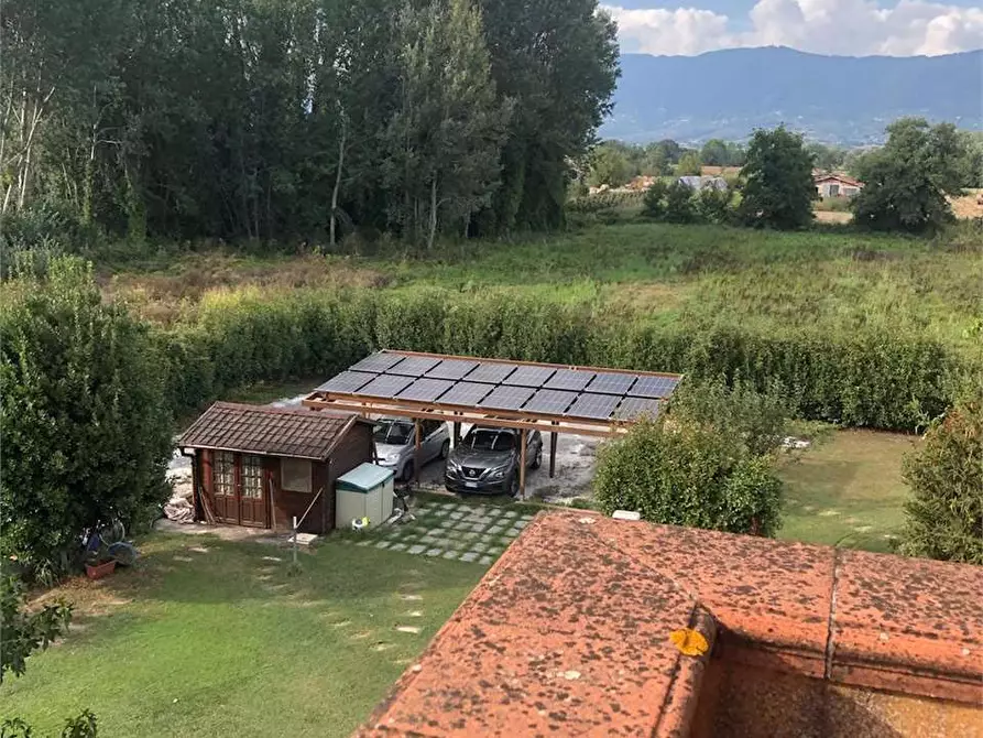 Immagine 24 di Villa in vendita  in via romana 33 a Capannori