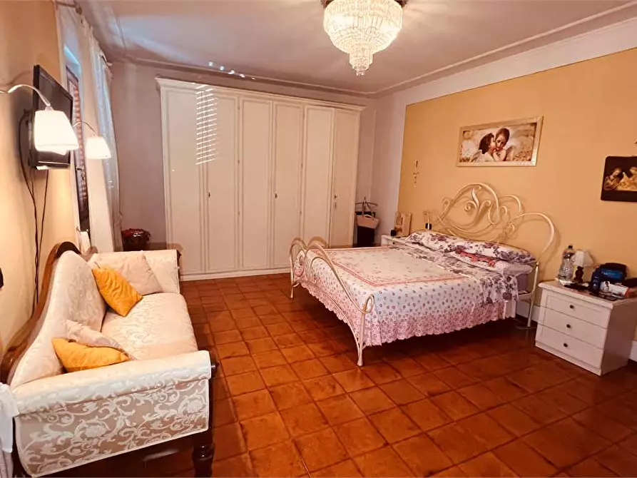 Immagine 18 di Porzione di casa in vendita  in via delle ville 493 a Capannori