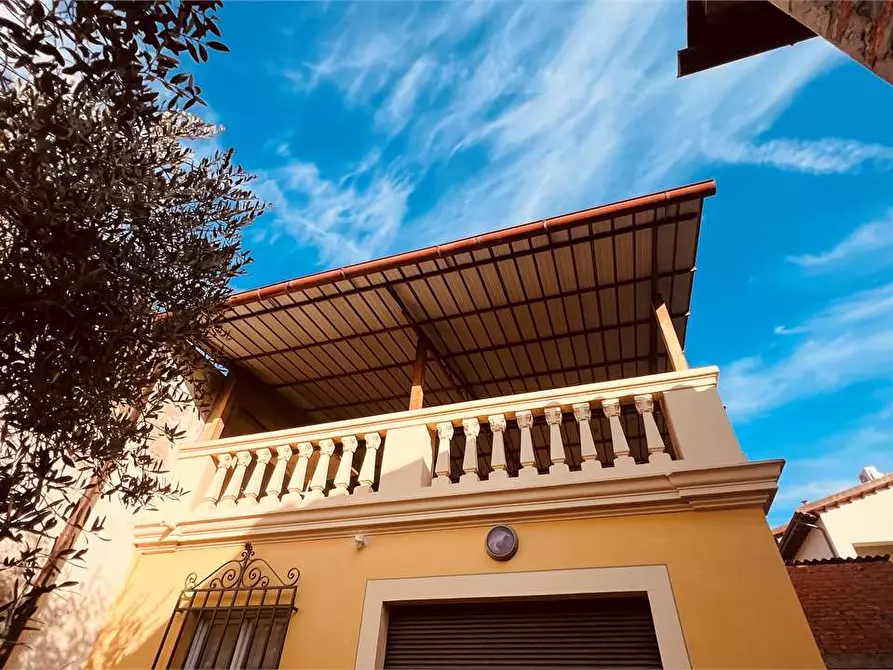 Immagine 32 di Porzione di casa in vendita  in via delle ville 493 a Capannori