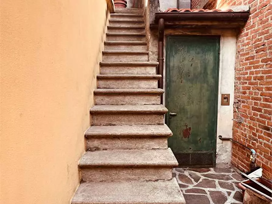 Immagine 33 di Porzione di casa in vendita  in via delle ville 493 a Capannori