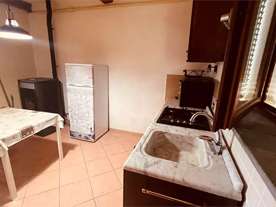 Immagine 8 di Casa indipendente in vendita  in Barga a Barga