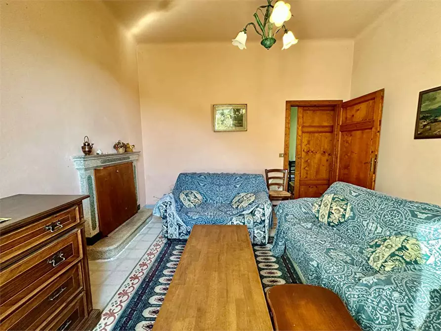 Immagine 7 di Villa in vendita  in Via di Mastiano e Gugliano 2138 a Lucca