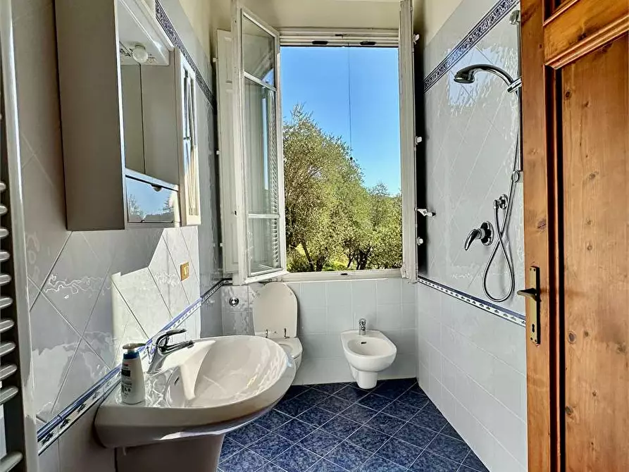 Immagine 28 di Villa in vendita  in Via di Mastiano e Gugliano 2138 a Lucca