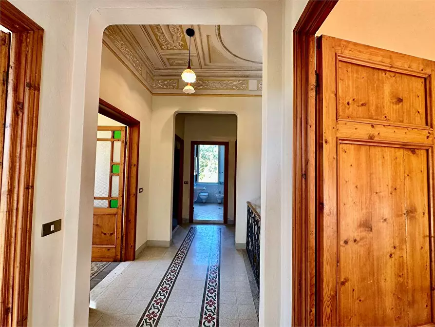 Immagine 16 di Villa in vendita  in Via di Mastiano e Gugliano 2138 a Lucca