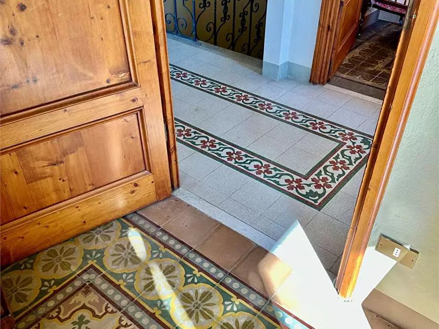 Immagine 30 di Villa in vendita  in Via di Mastiano e Gugliano 2138 a Lucca