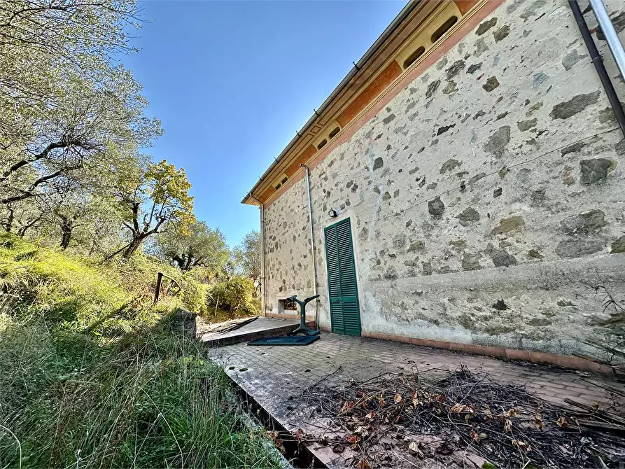 Immagine 2 di Villa in vendita  in Via di Mastiano e Gugliano 2138 a Lucca