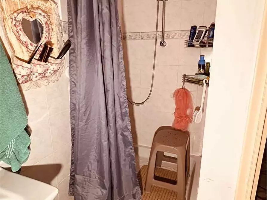 Immagine 23 di Appartamento in vendita  in via ponte maggiore a Capannori