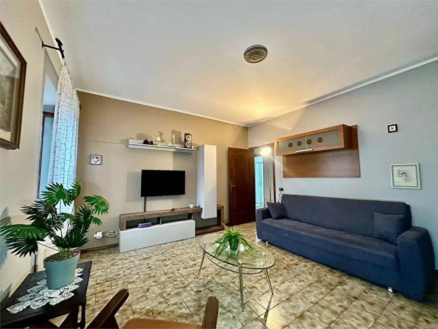 Immagine 2 di Appartamento in vendita  in via traversa a Capannori