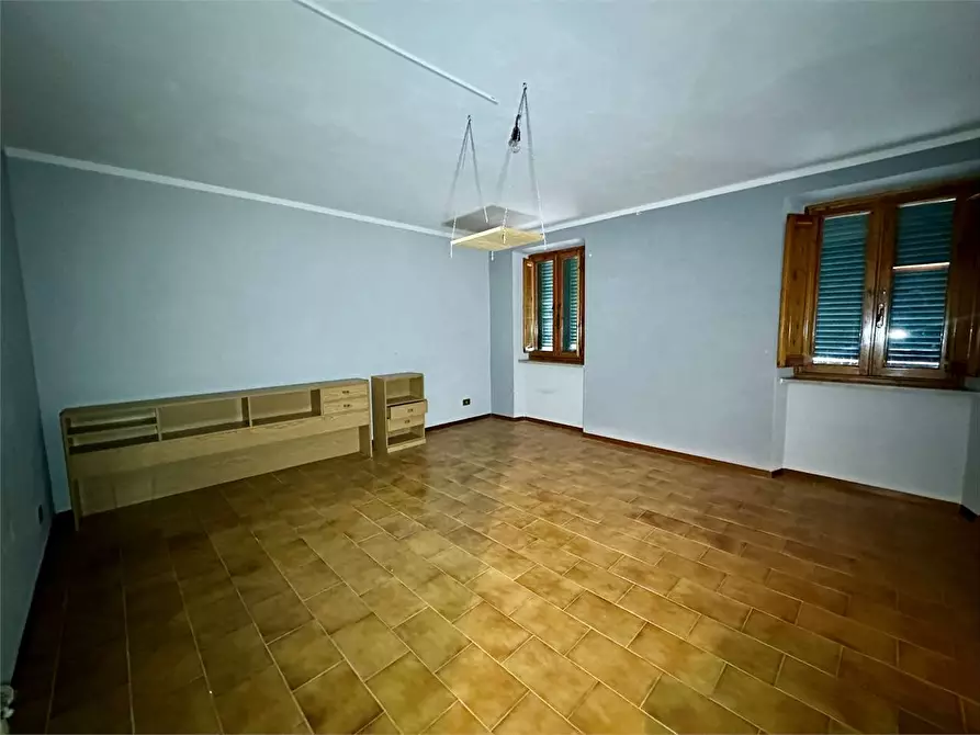 Immagine 23 di Appartamento in vendita  in via traversa a Capannori