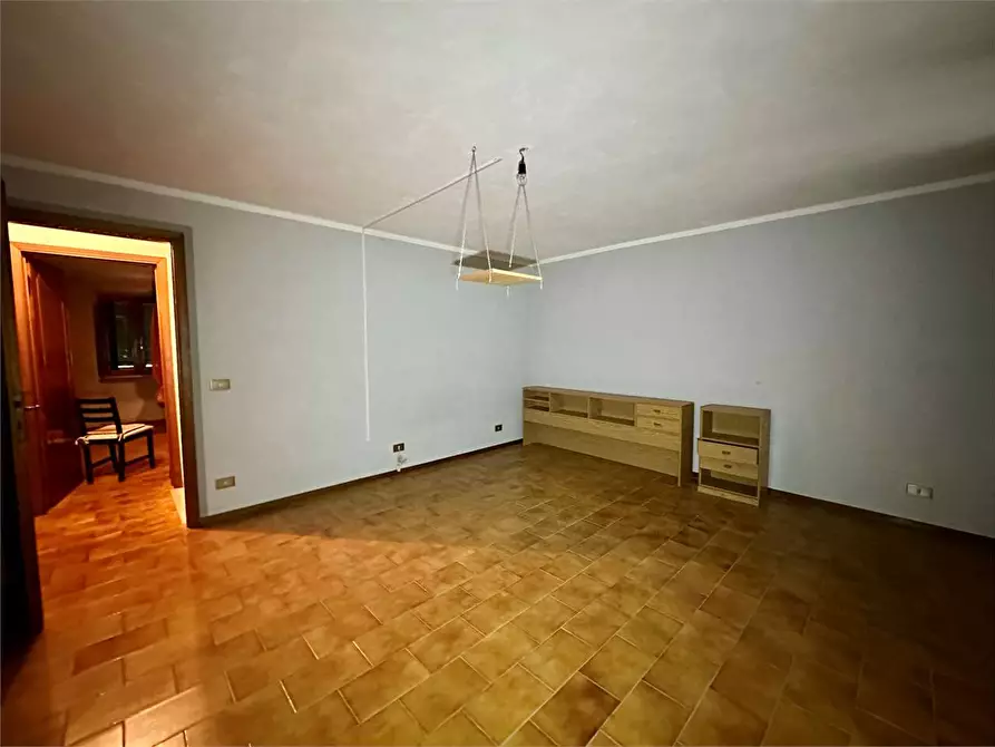 Immagine 24 di Appartamento in vendita  in via traversa a Capannori