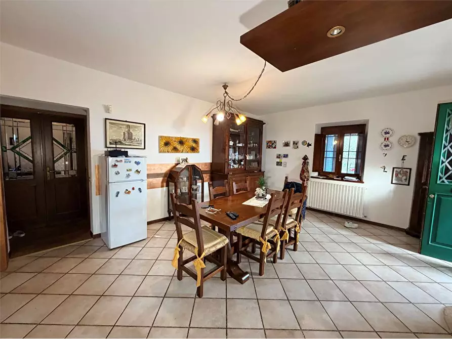 Immagine 7 di Rustico / casale in vendita  in tofori a Capannori