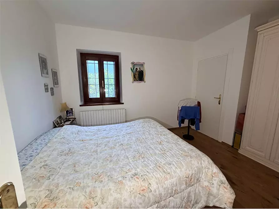 Immagine 14 di Rustico / casale in vendita  in tofori a Capannori