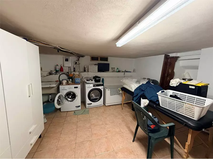 Immagine 20 di Rustico / casale in vendita  in tofori a Capannori