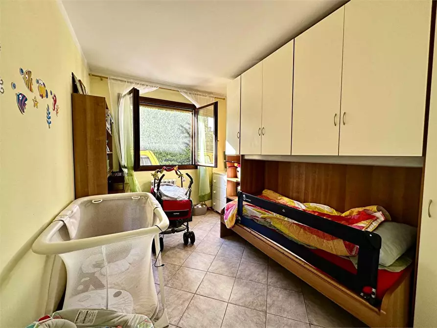 Immagine 7 di Appartamento in vendita  in via giovanni volpi a Lucca