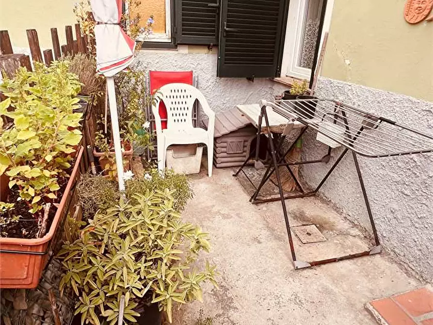 Immagine 1 di Casa indipendente in vendita  in via catalani a Altopascio