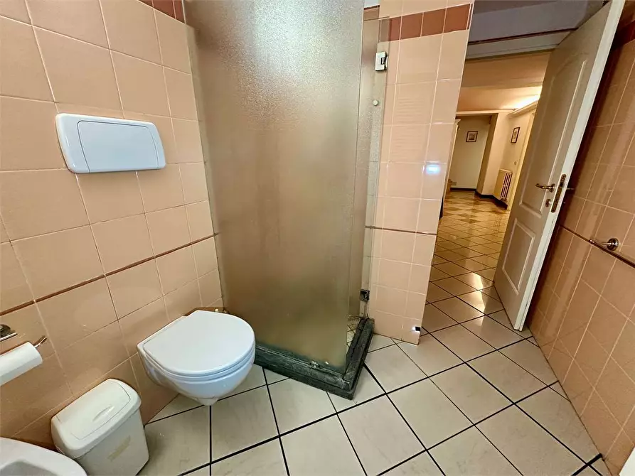 Immagine 22 di Appartamento in vendita  in via padre eugenio barsanti a Viareggio