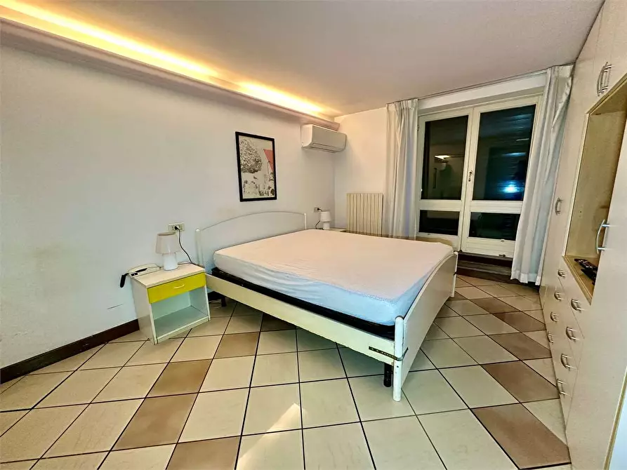 Immagine 8 di Appartamento in vendita  in via padre eugenio barsanti a Viareggio