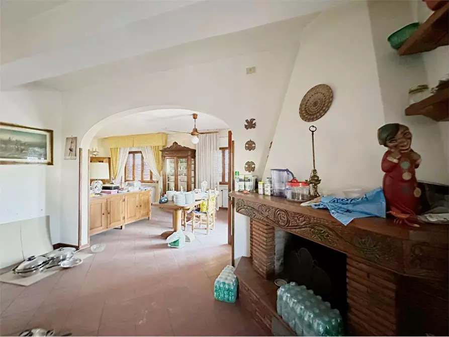 Immagine 4 di Casa indipendente in vendita  in via delle ville  493 a Capannori