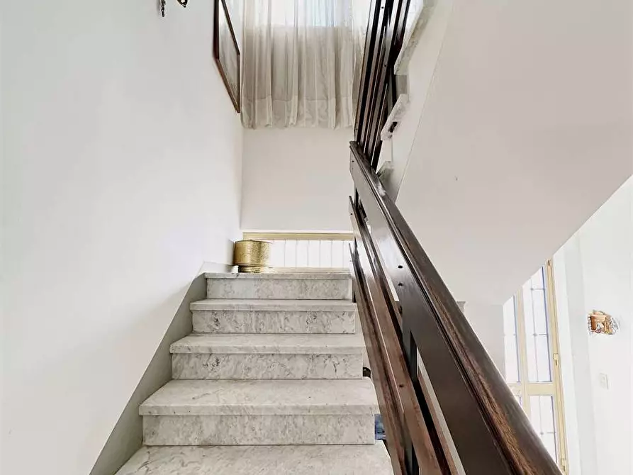 Immagine 18 di Casa indipendente in vendita  in via delle ville  493 a Capannori