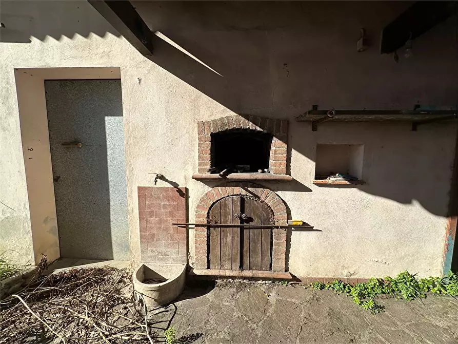 Immagine 25 di Casa indipendente in vendita  in via delle ville  493 a Capannori