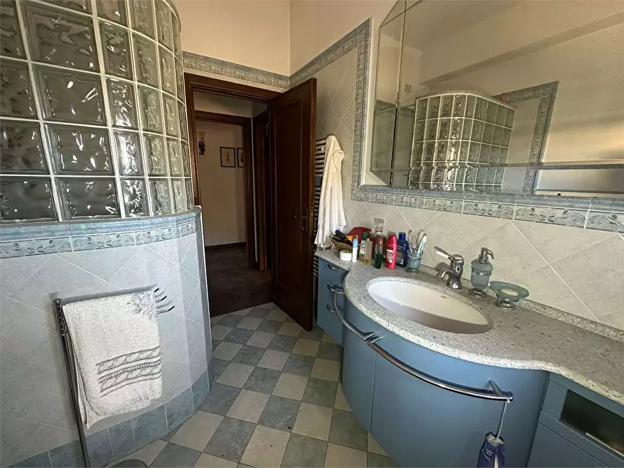 Immagine 14 di Casa indipendente in vendita  in via delle ville  493 a Capannori