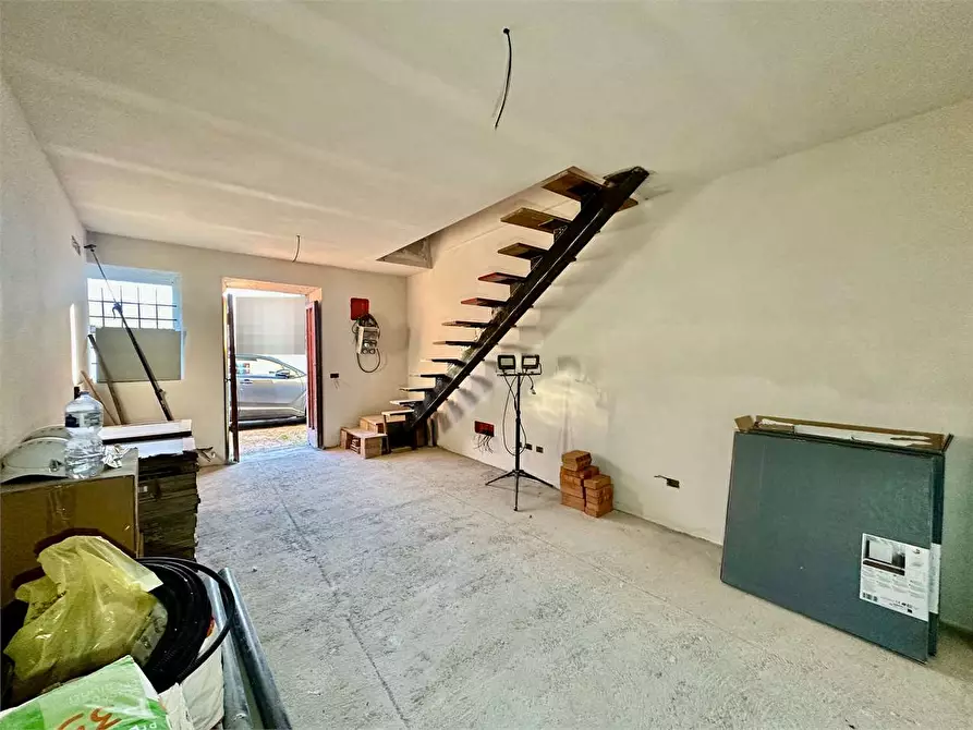 Immagine 2 di Porzione di casa in vendita  in via del chiassetto a Capannori