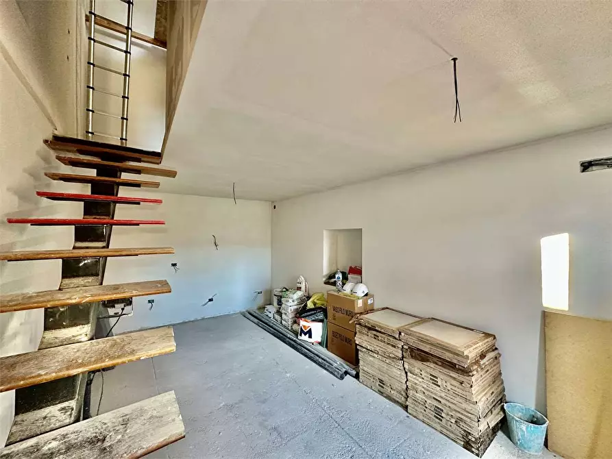 Immagine 4 di Porzione di casa in vendita  in via del chiassetto a Capannori