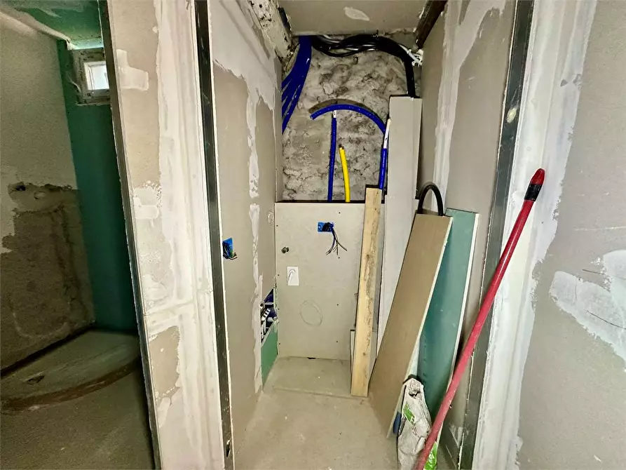 Immagine 8 di Porzione di casa in vendita  in via del chiassetto a Capannori