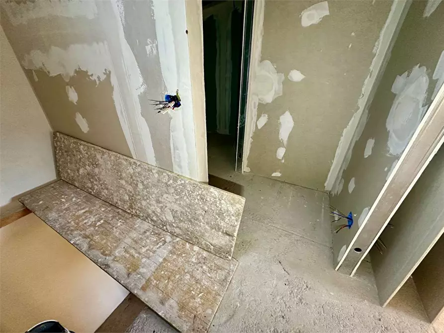 Immagine 13 di Porzione di casa in vendita  in via del chiassetto a Capannori