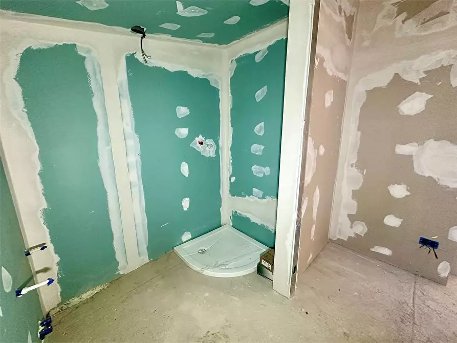 Immagine 15 di Porzione di casa in vendita  in via del chiassetto a Capannori