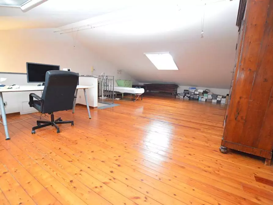 Immagine 34 di Villetta a schiera in vendita  in capannori a Capannori