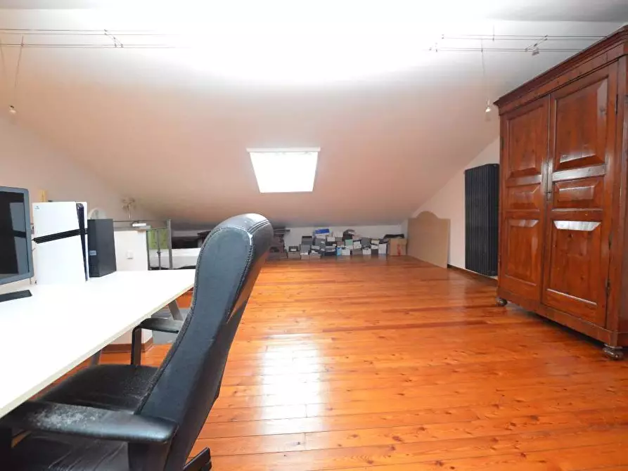 Immagine 33 di Villetta a schiera in vendita  in capannori a Capannori