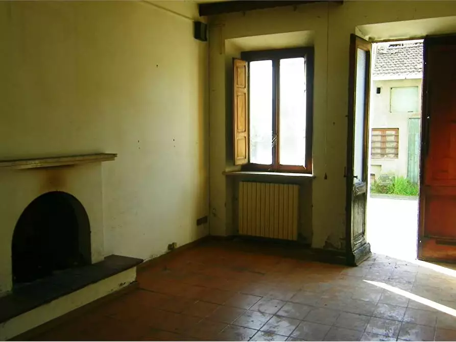 Immagine 2 di Porzione di casa in vendita  in Capannori - Lunata a Capannori