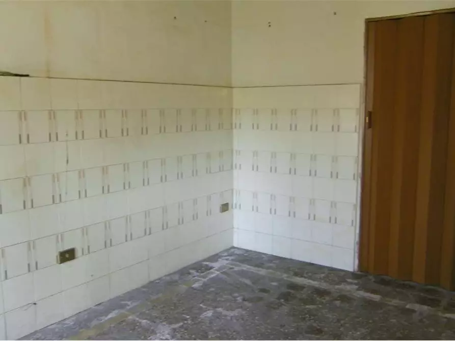 Immagine 3 di Porzione di casa in vendita  in Capannori - Lunata a Capannori