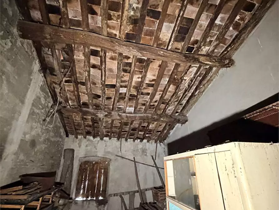 Immagine 10 di Porzione di casa in vendita  in Capannori - Lunata a Capannori