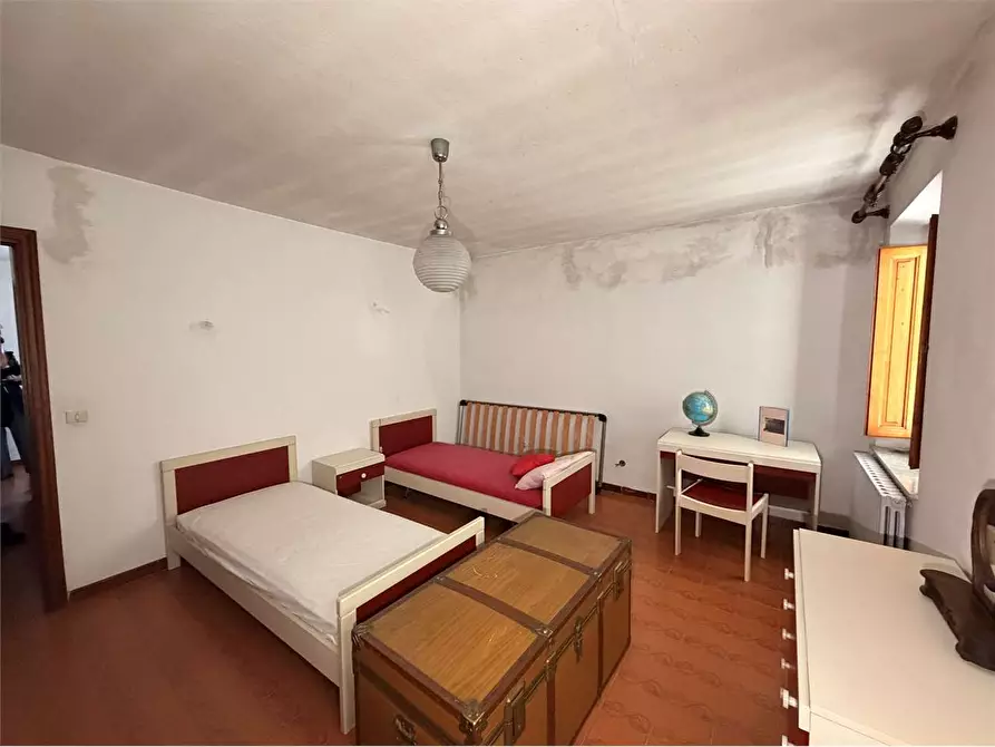 Immagine 21 di Porzione di casa in vendita  in via lombarda a Capannori