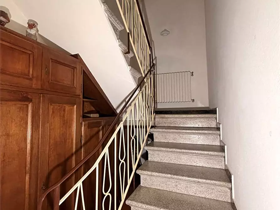 Immagine 11 di Porzione di casa in vendita  in via lombarda a Capannori